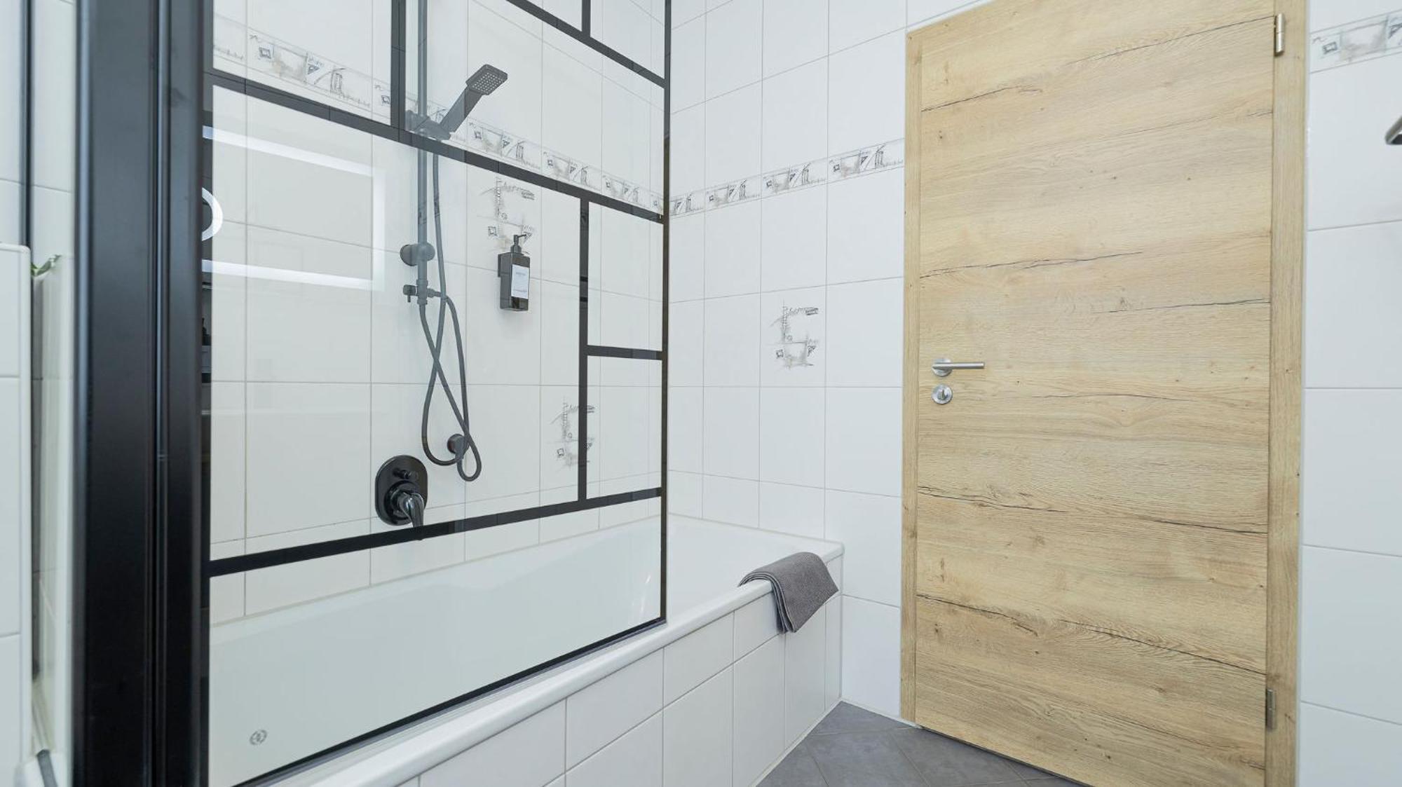 Luxx Home Mm, Airport- Fuer 7 Personen-Parken-Kueche Trunkelsberg Luaran gambar