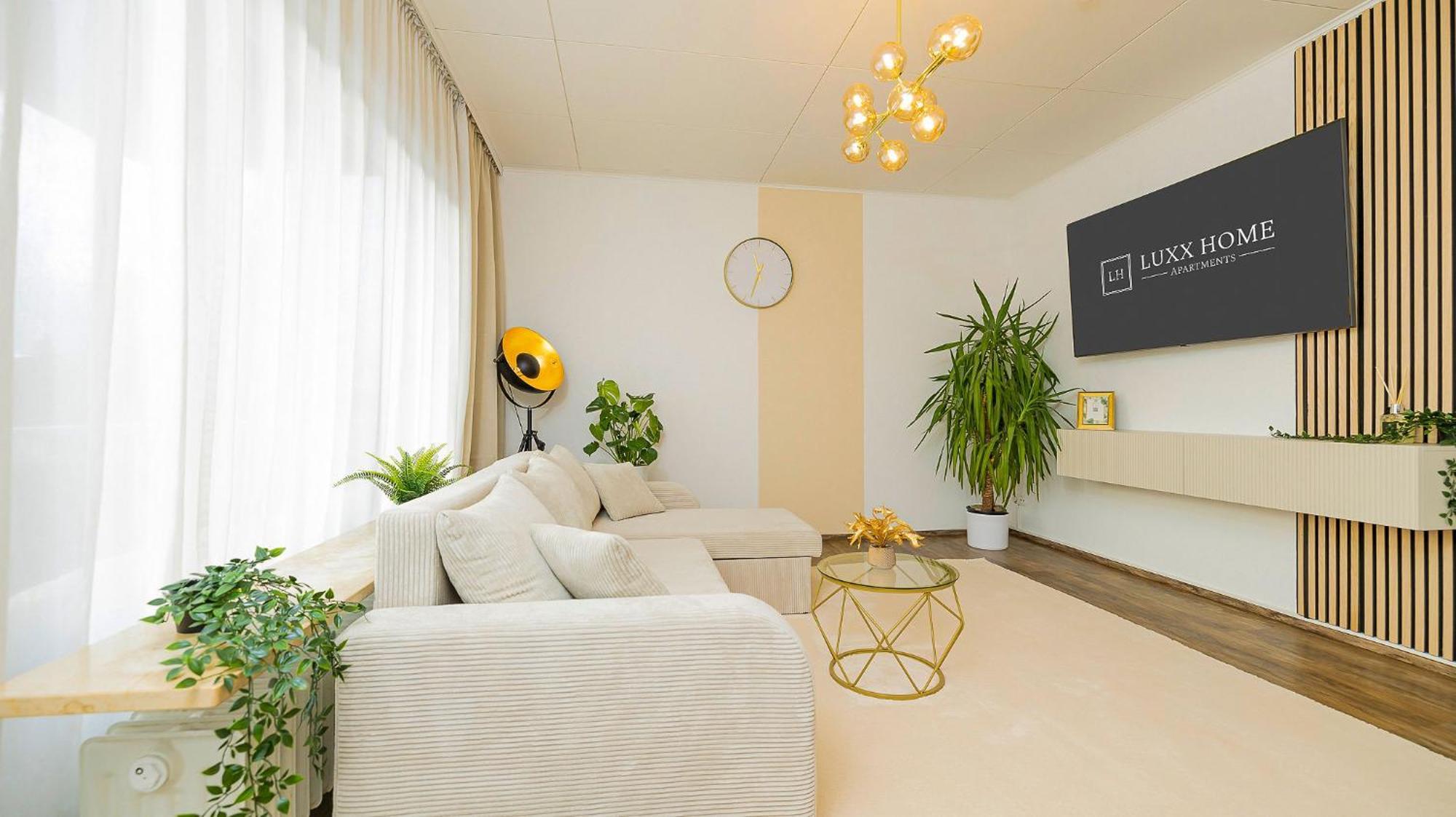 Luxx Home Mm, Airport- Fuer 7 Personen-Parken-Kueche Trunkelsberg Luaran gambar